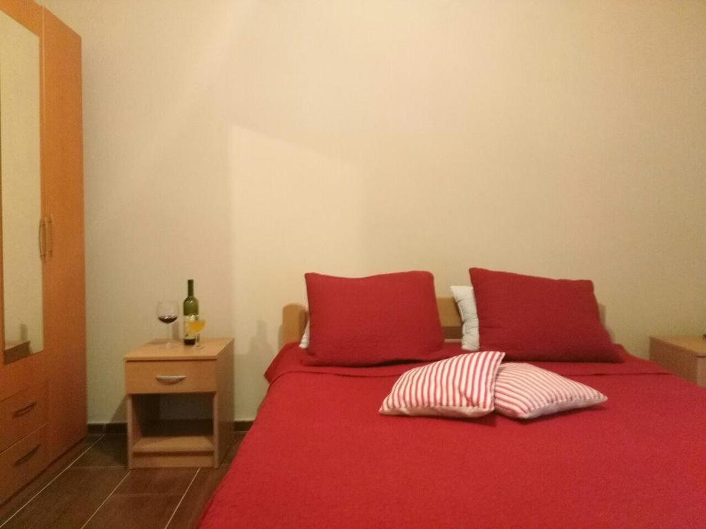 Apartmani Cuce Котор Екстериор снимка
