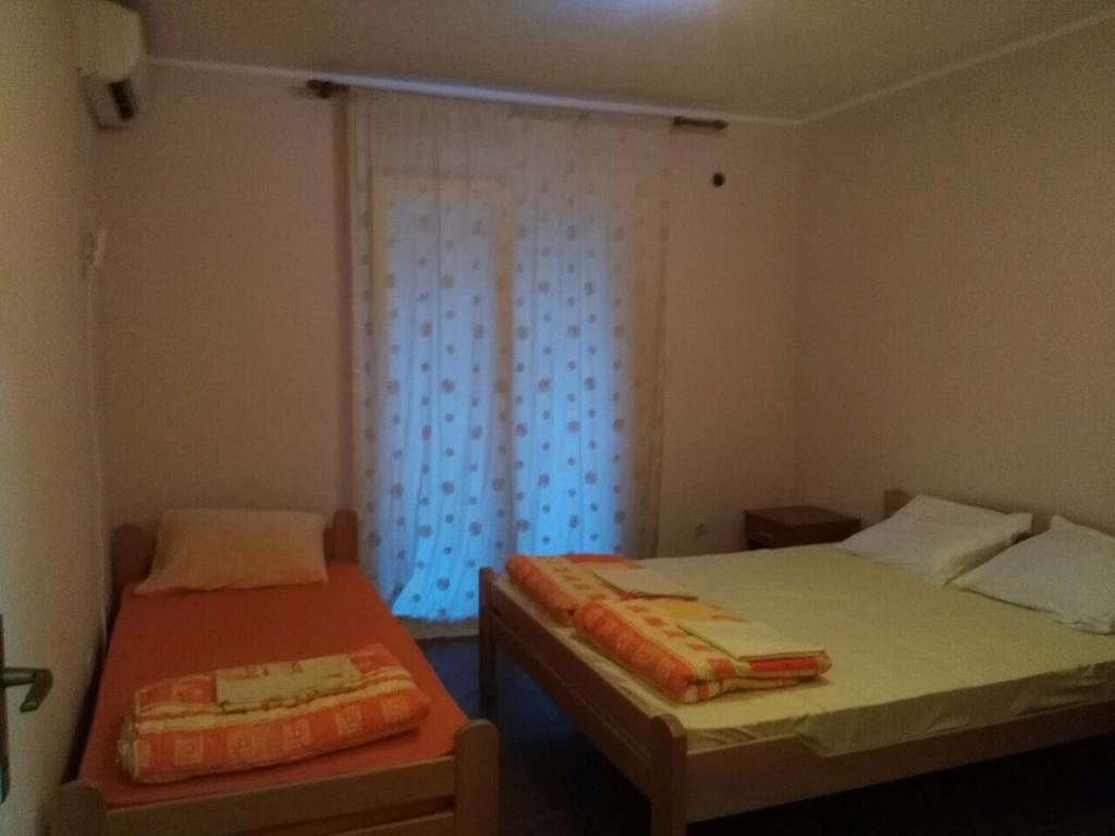 Apartmani Cuce Котор Екстериор снимка