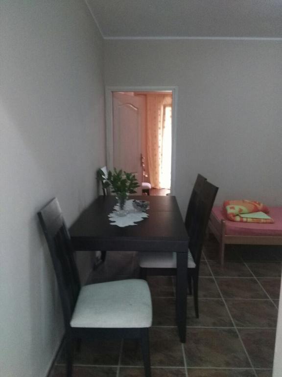 Apartmani Cuce Котор Екстериор снимка